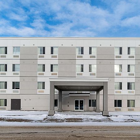 Studio 6-Bruderheim, Ab Екстер'єр фото