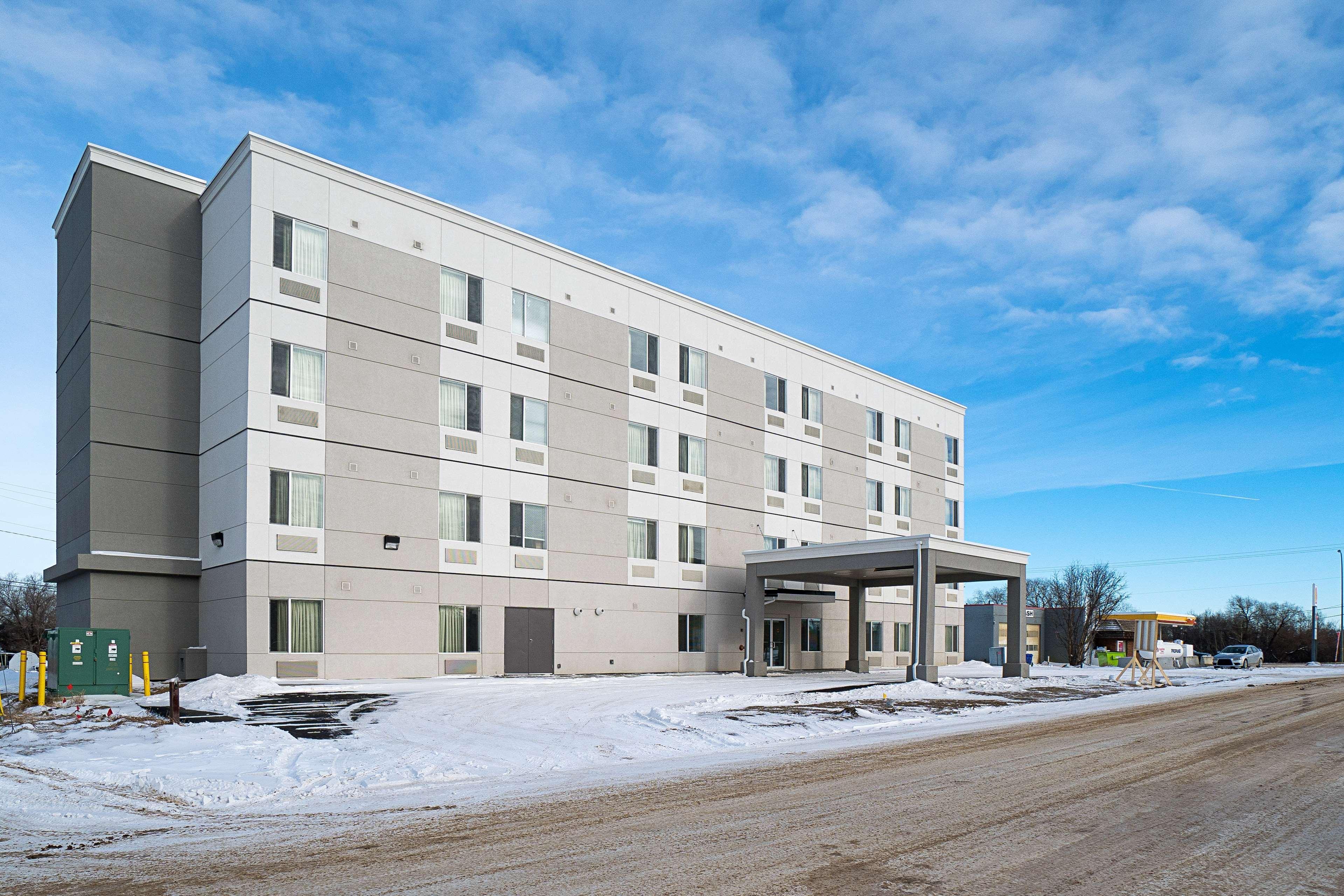 Studio 6-Bruderheim, Ab Екстер'єр фото