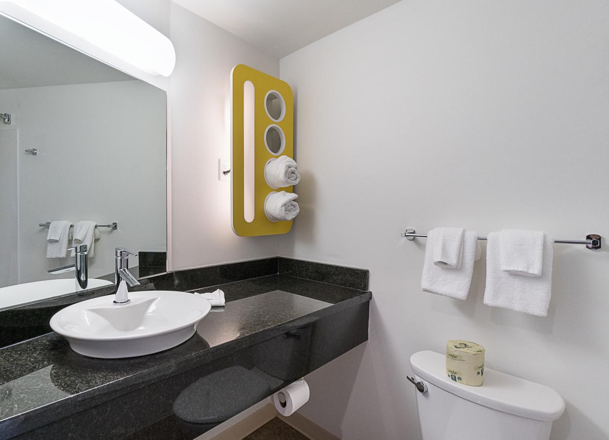 Studio 6-Bruderheim, Ab Номер фото